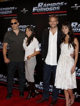 Elenco principal de "Rápidos y Furiosos": Vin Diesel, Michelle Rodriguez, Paul Walker y Jordana Brewster